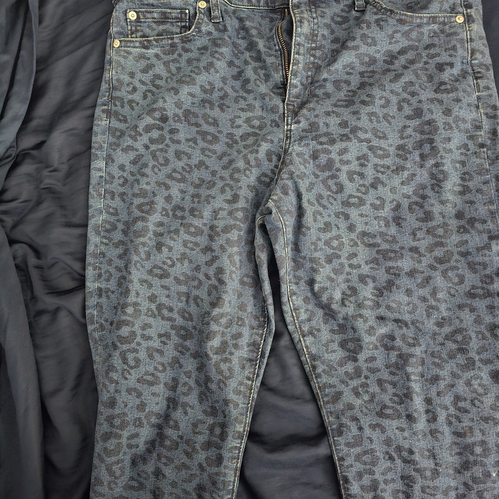GAP Blue Leopard Print Stretch Jeans
